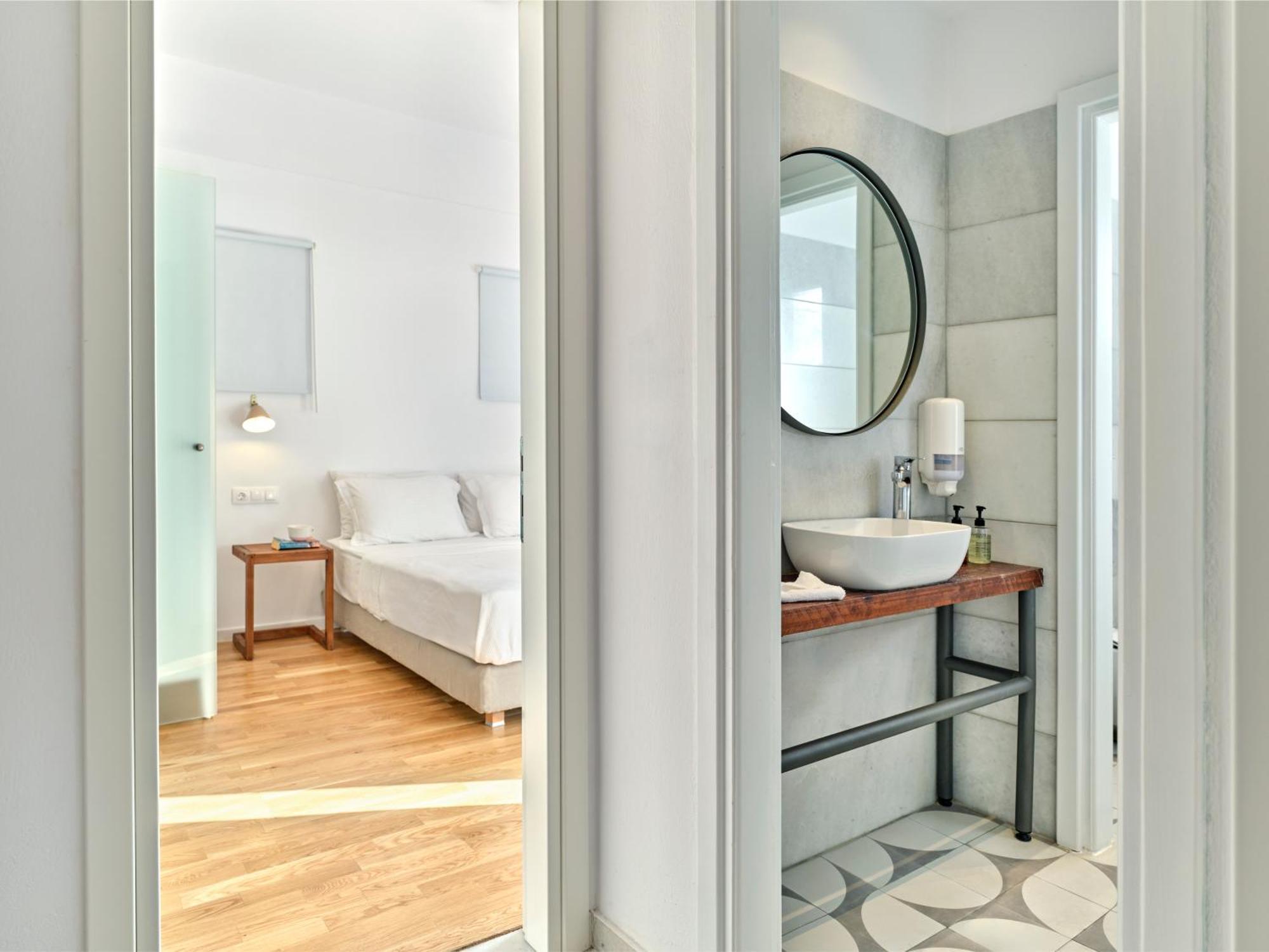 Magoo Suites Логарас Экстерьер фото