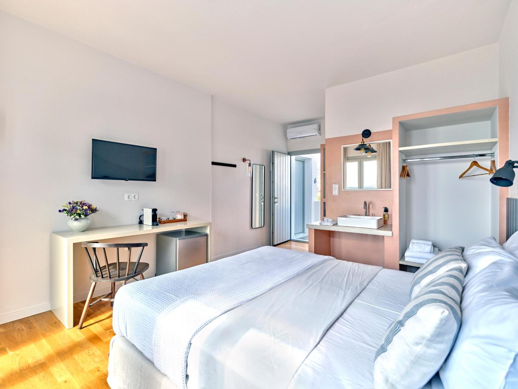 Magoo Suites Логарас Экстерьер фото