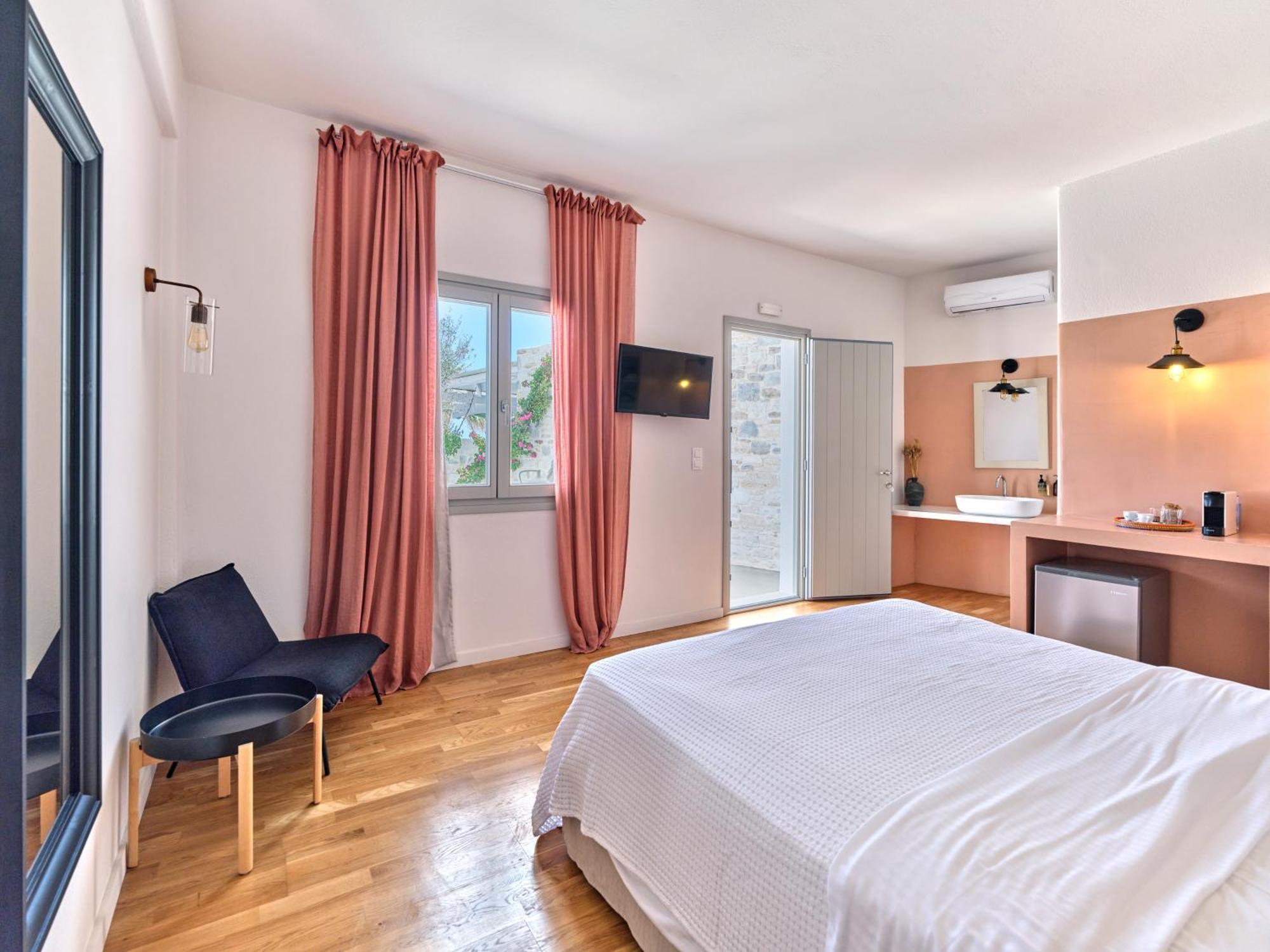 Magoo Suites Логарас Экстерьер фото